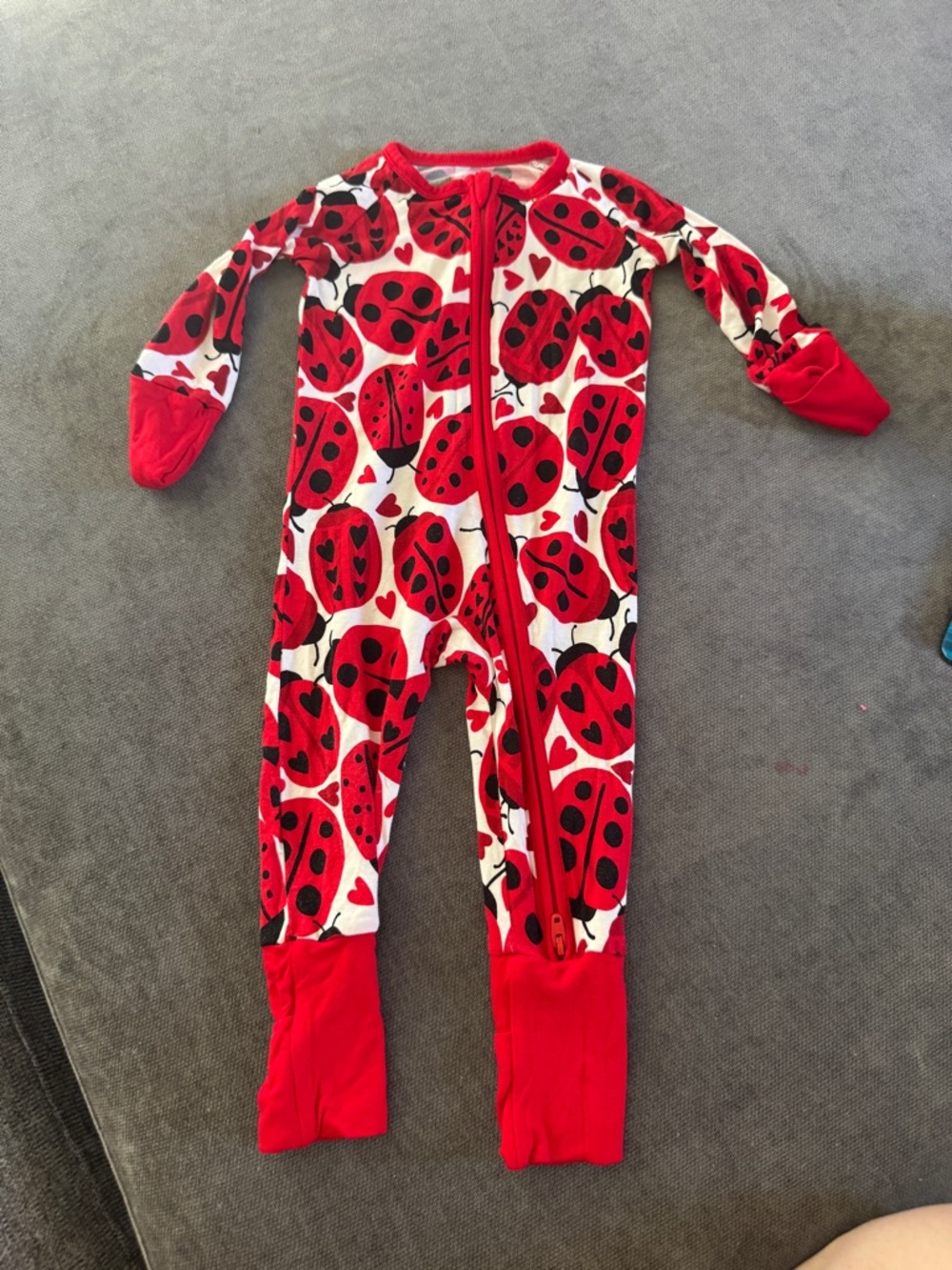 Little Sleepies Love bug 3-6 zippy